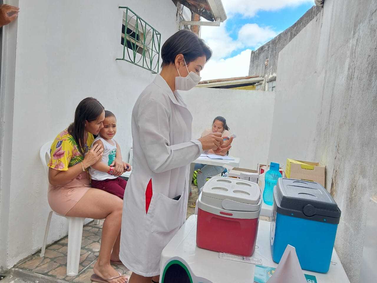 Camacã: Prefeitura realiza carnaval da vacinação contra o Covid e aplica quase 200 doses em crianças e adolescentes e adultos